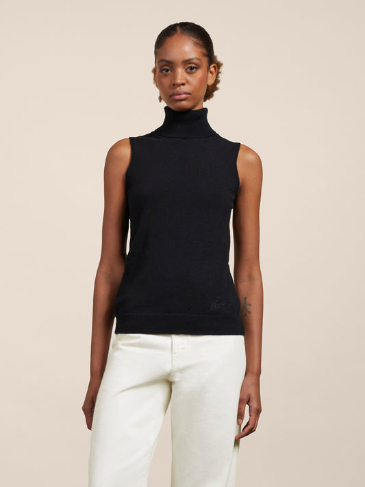 SLEEVESLESS - BLACK - Archive | Pence 1979