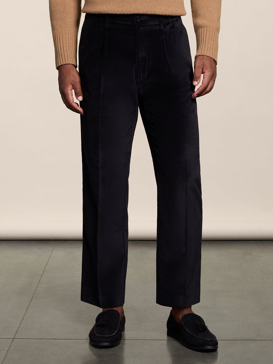 PANTALONE CHINO CON DOPPIA PINCE IN VELLUTO LISCIO NERO LOOSE FIT - NERO - Abbigliamento Uomo | Pence 1979