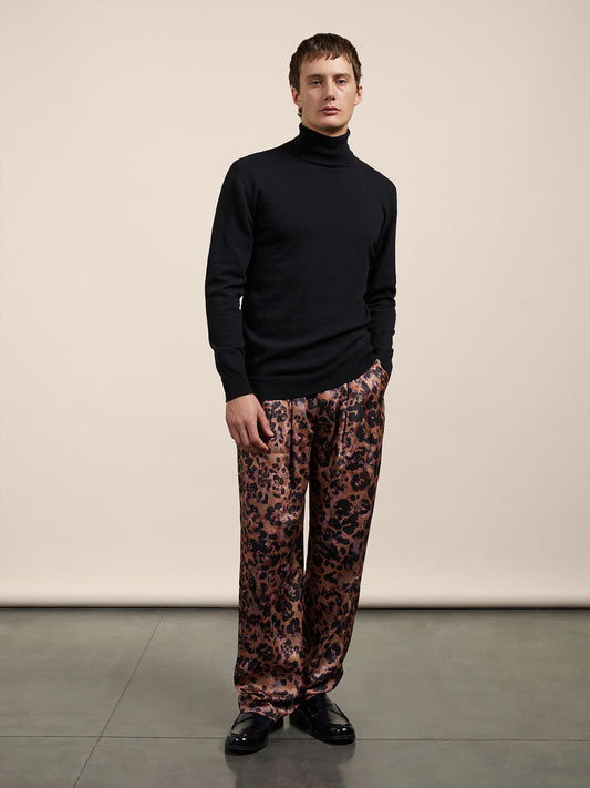 TURTLE NECK SWEATER - BLACK - GIULIA30 | Pence 1979