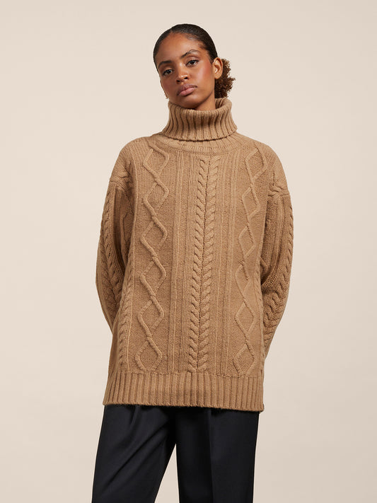 MAGLIONE COLLO ALTO - BEIGE - Archivio | Pence 1979
