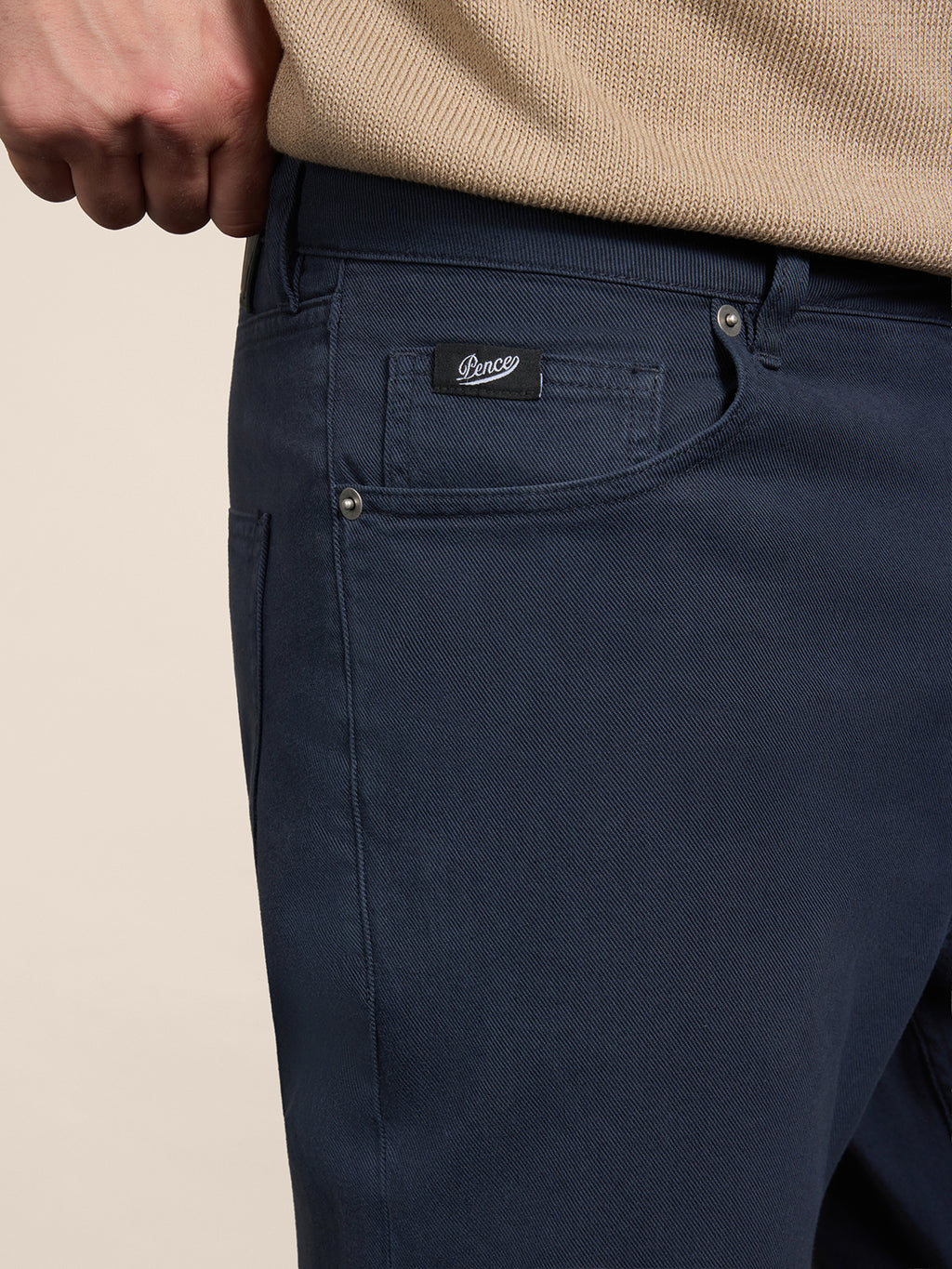 PANTALONE CARROT FIT IN COTONE TENCEL BLU SCURO - BLU SCURO - Abbigliamento Uomo | Pence 1979