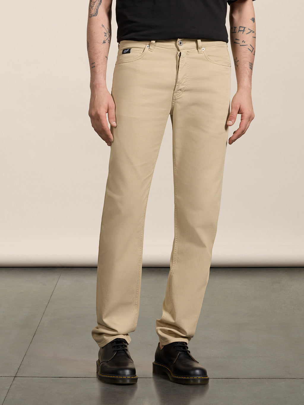REGULAR-FIT TROUSERS IN COLONIAL TENCEL COTTON - COLONIAL - Men′s Bottomwear | Pence 1979