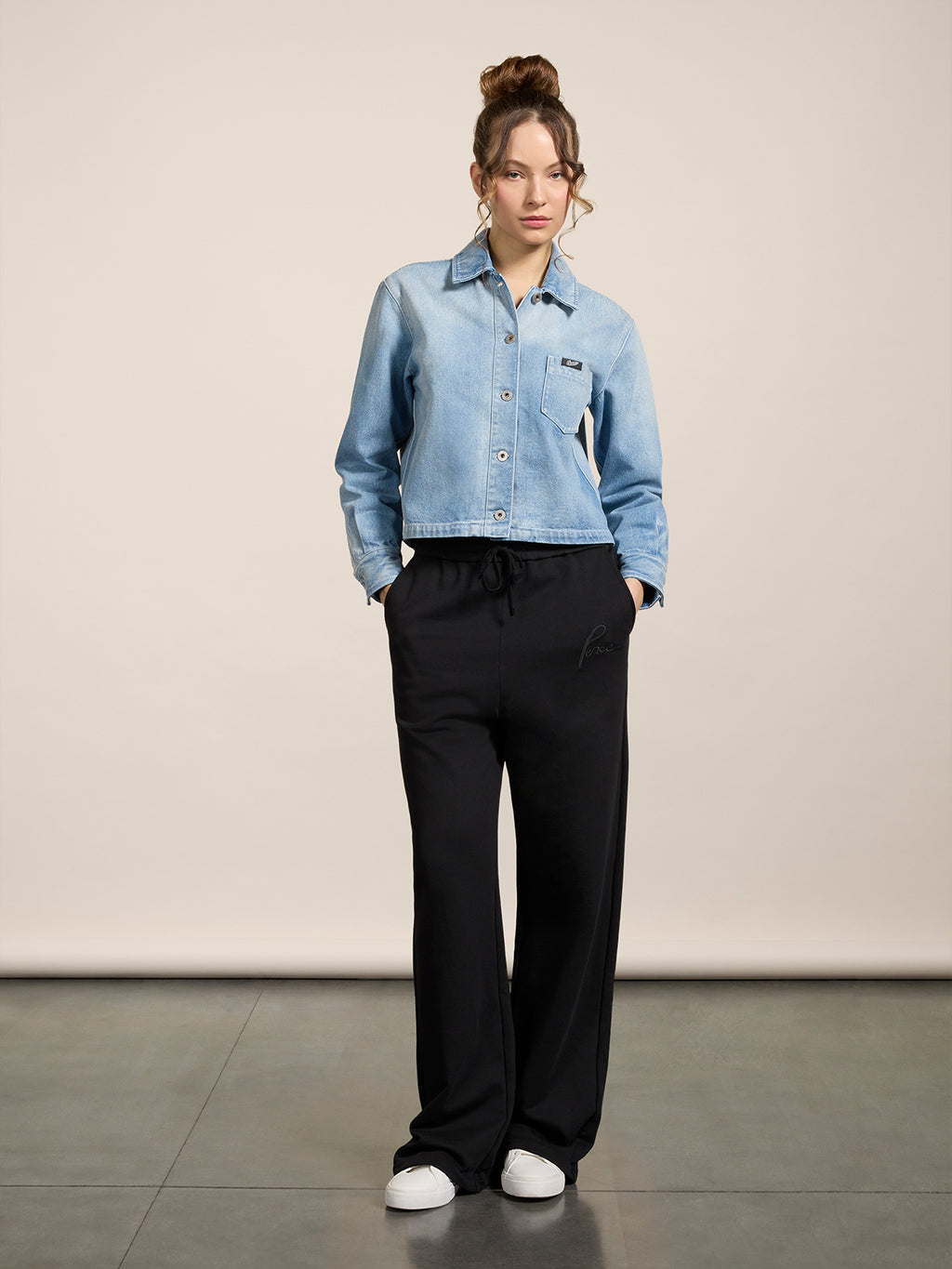 LOOSE-FIT TROUSERS IN BLACK COTTON FLEECE WITH EMBROIDERY - BLACK - Men′s Bottomwear | Pence 1979