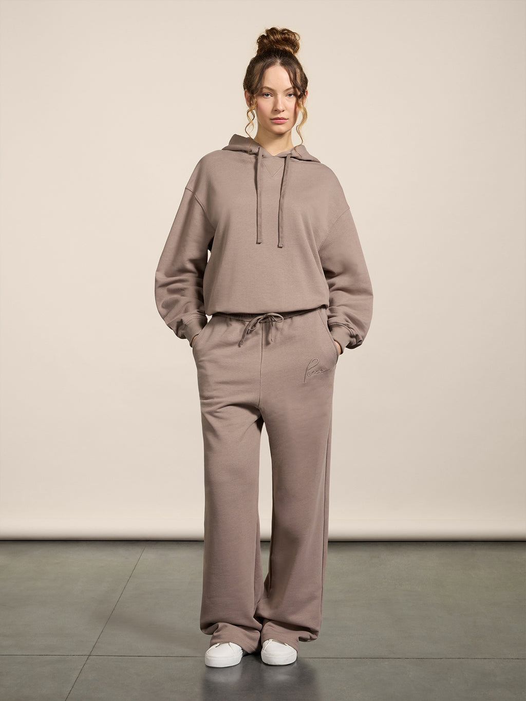 REGULAR-FIT SWEATSHIRT IN TAUPE COTTON WITH HOOD AND EMBROIDERY - TAUPE - Check Active | Pence 1979