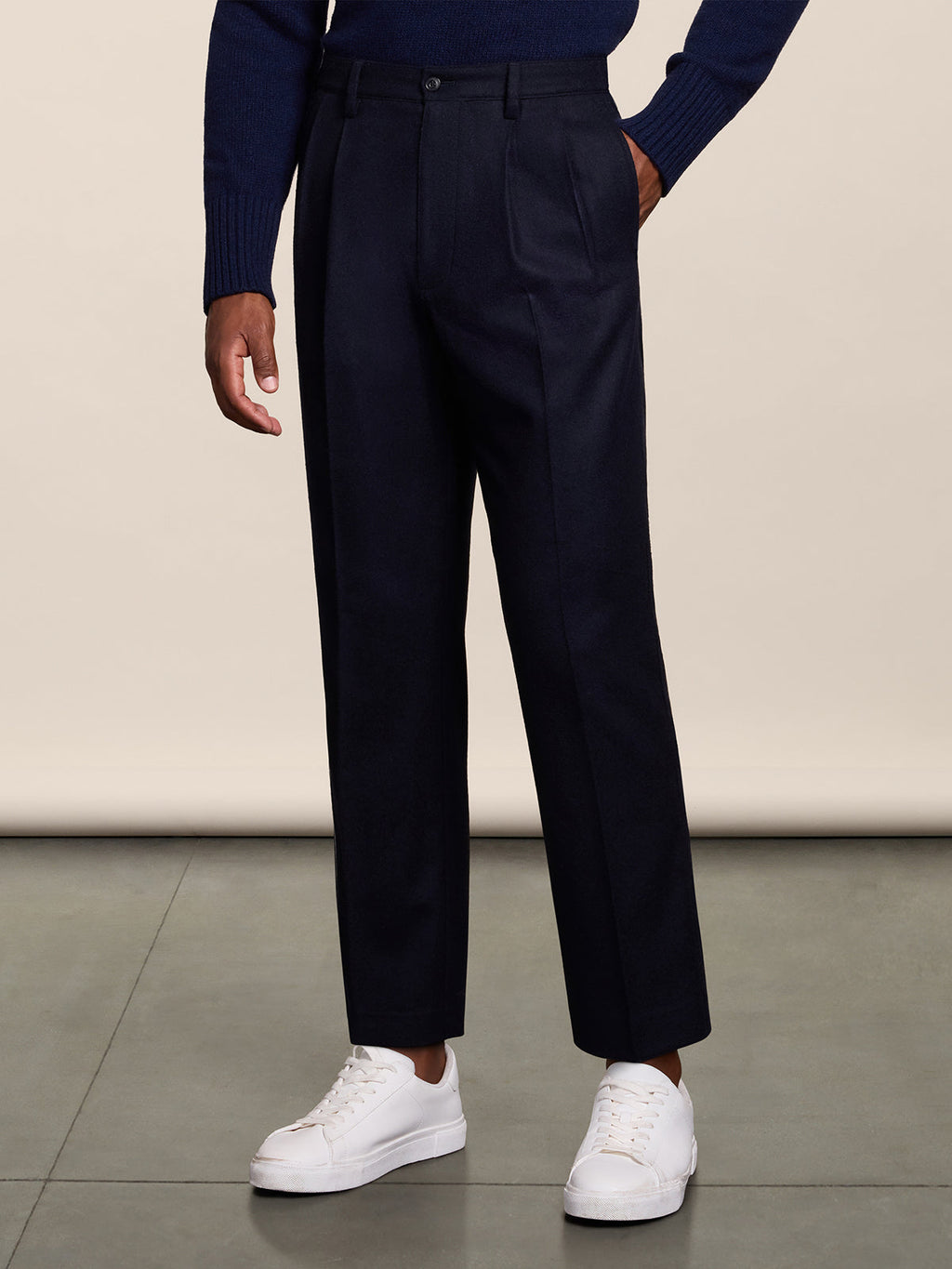 LOOSE-FIT NIGHT BLUE FLANNEL CHINO PANT WITH TWO PLEAT - NIGHT BLUE - Check Active | Pence 1979