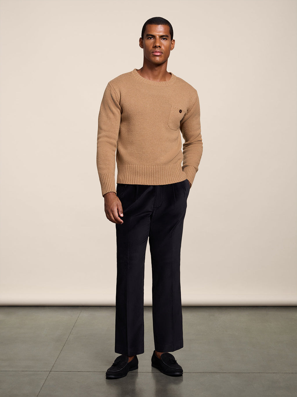 LOOSE-FIT BLACK CHINO PANT WITH TWO PLEAT - BLACK - Check Active | Pence 1979