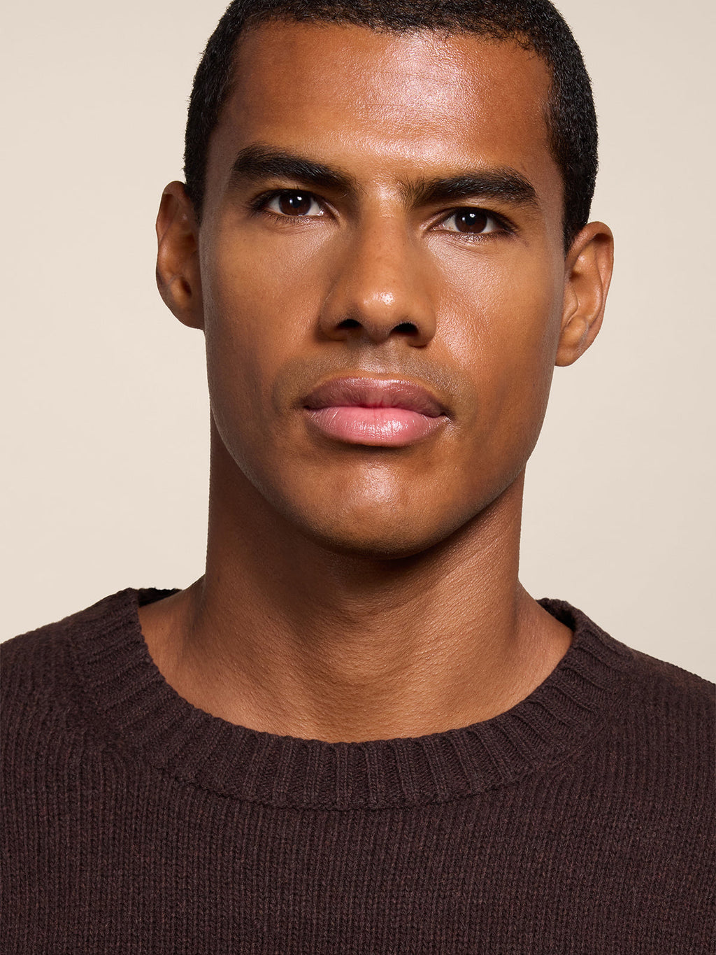 REGULAR FIT MAHOGANY WOOL CREW-NECK SWEATER WITH BREAST POCKET - MAHOGANY - Check Active | Pence 1979