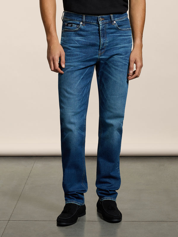 PANTALONE 5 TASCHE DA UOMO IN DENIM COMFORT BLU MEDIO, REGULAR FIT - MEDIUM DENIM BLUE  - Abbigliamento Uomo | Pence 1979