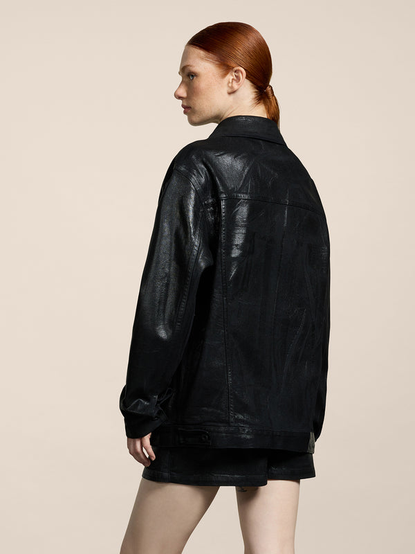 GIUBBINO UNISEX OVER FIT IN DENIM CON SPALMATURA METTALICA COLORE NERO - NERO - Abbigliamento Donna | Pence 1979