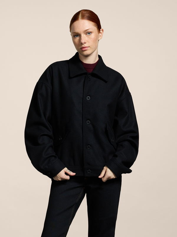 GIUBBINO UNISEX IN PANNO OVER FIT, FONDO ELASTICATO, COLORE NERO - NERO - Abbigliamento Donna | Pence 1979