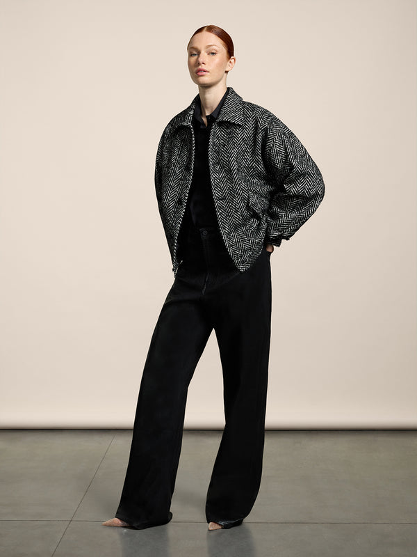 GIUBBINO UNISEX OVER FIT, FONDO ELASTICATO, SPINATO COLORE BIANCO E NERO - NERO/BIANCO HERRINGBONE - Abbigliamento Donna | Pence 1979
