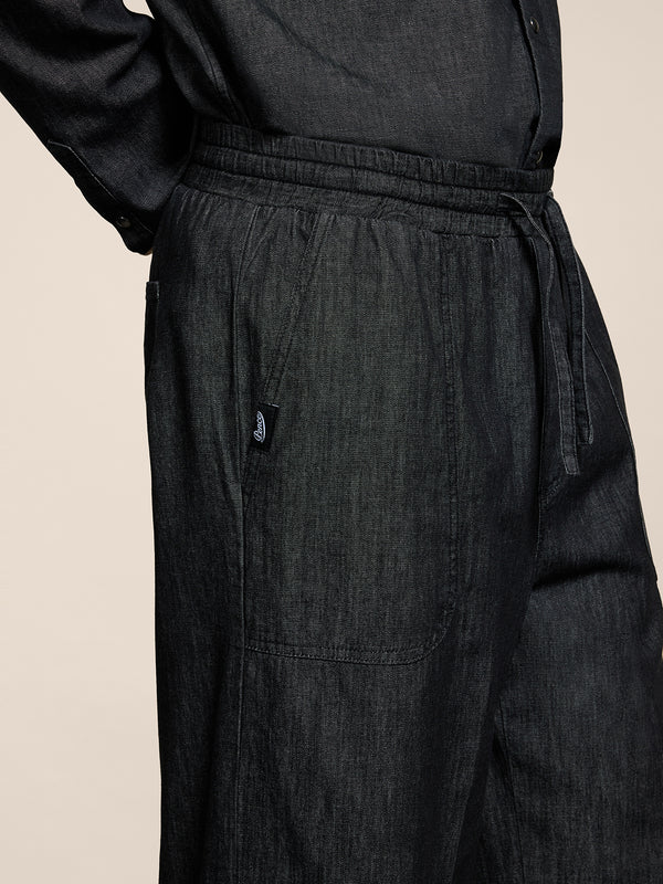 PANTALONI JOGGER UNISEX IN CHAMBRAY OVER FIT COLORE NERO - NERO - Abbigliamento Donna | Pence 1979