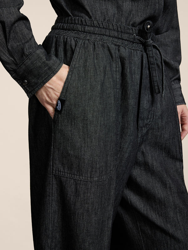 PANTALONI JOGGER UNISEX IN CHAMBRAY OVER FIT COLORE NERO - NERO - Abbigliamento Donna | Pence 1979