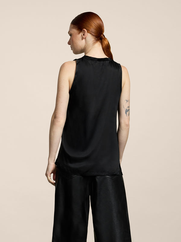 CANOTTA UNISEX IN VISCOSA RELAXED FIT COLORE NERO - NERO - Abbigliamento Donna | Pence 1979