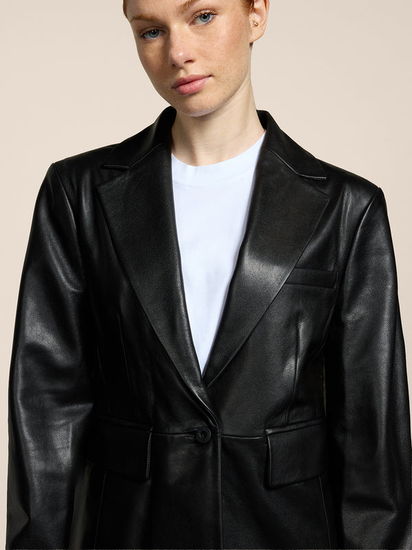 BLAZER DA DONNA MONOPETTO REVERS SPECCHIO A UN BOTTONE IN PELLE D'AGNELLO REGULAR FIT COLORE NERO - NERO - Abbigliamento Donna | Pence 1979
