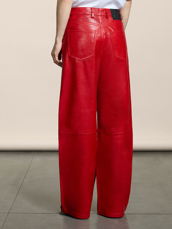 PANTALONE 5 TASCHE DA DONNA, VITA ALTA, GAMBA ALTA,REGULAR FIT IN PELLE D'AGNELLO COLORE ROSSO - ROSSO - Abbigliamento Donna | Pence 1979