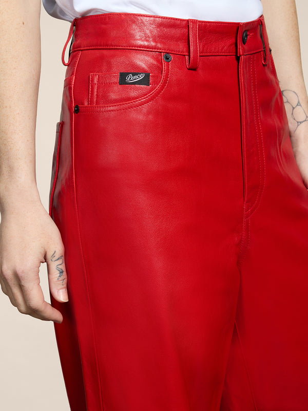 PANTALONE 5 TASCHE DA DONNA, VITA ALTA, GAMBA ALTA,REGULAR FIT IN PELLE D'AGNELLO COLORE ROSSO - ROSSO - Abbigliamento Donna | Pence 1979