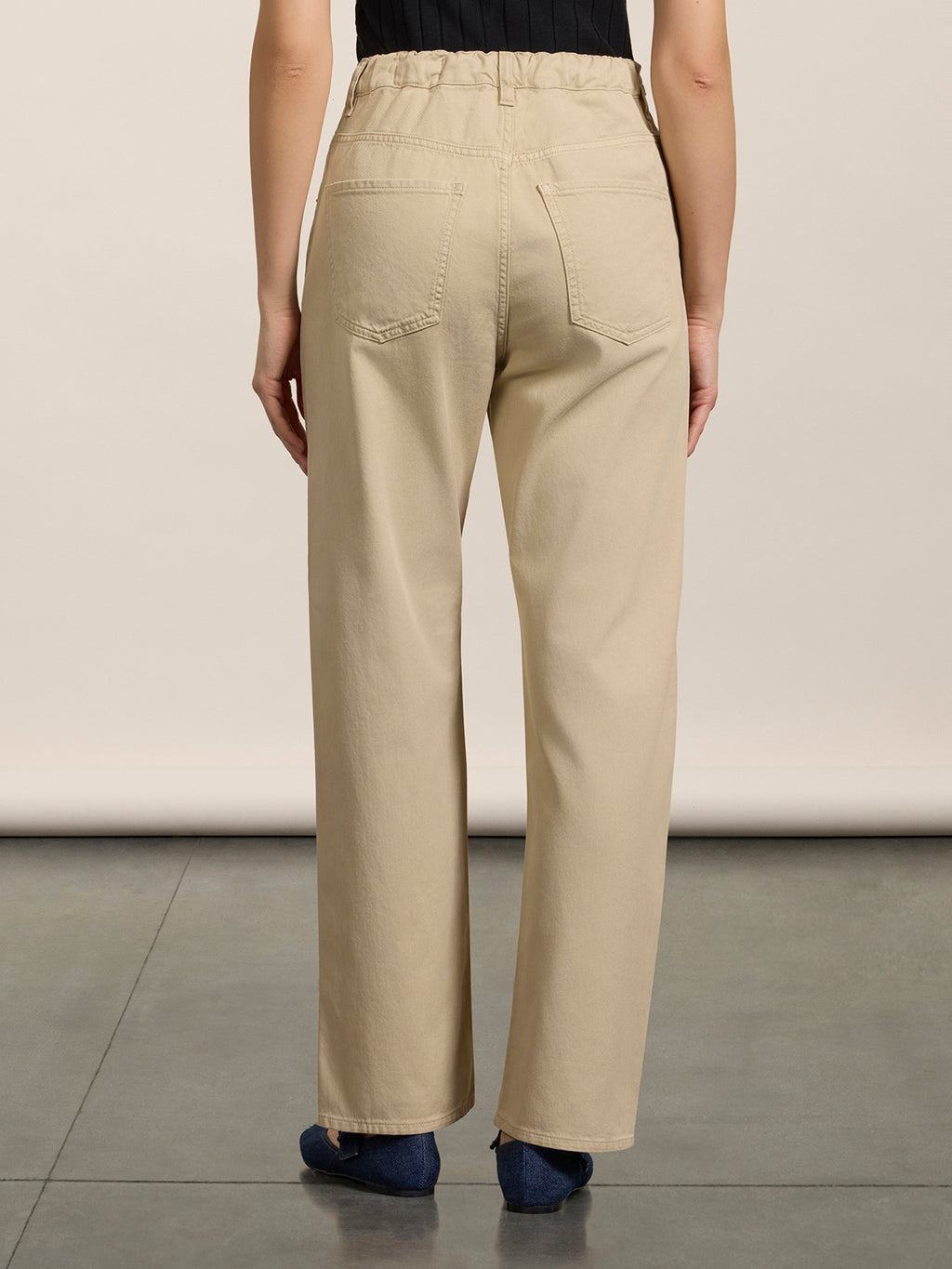 UNISEX RELAXED-FIT TROUSERS WITH ELASTIC WAISTBAND IN COLONIAL TENCEL COTTON - COLONIAL - Check Active | Pence 1979