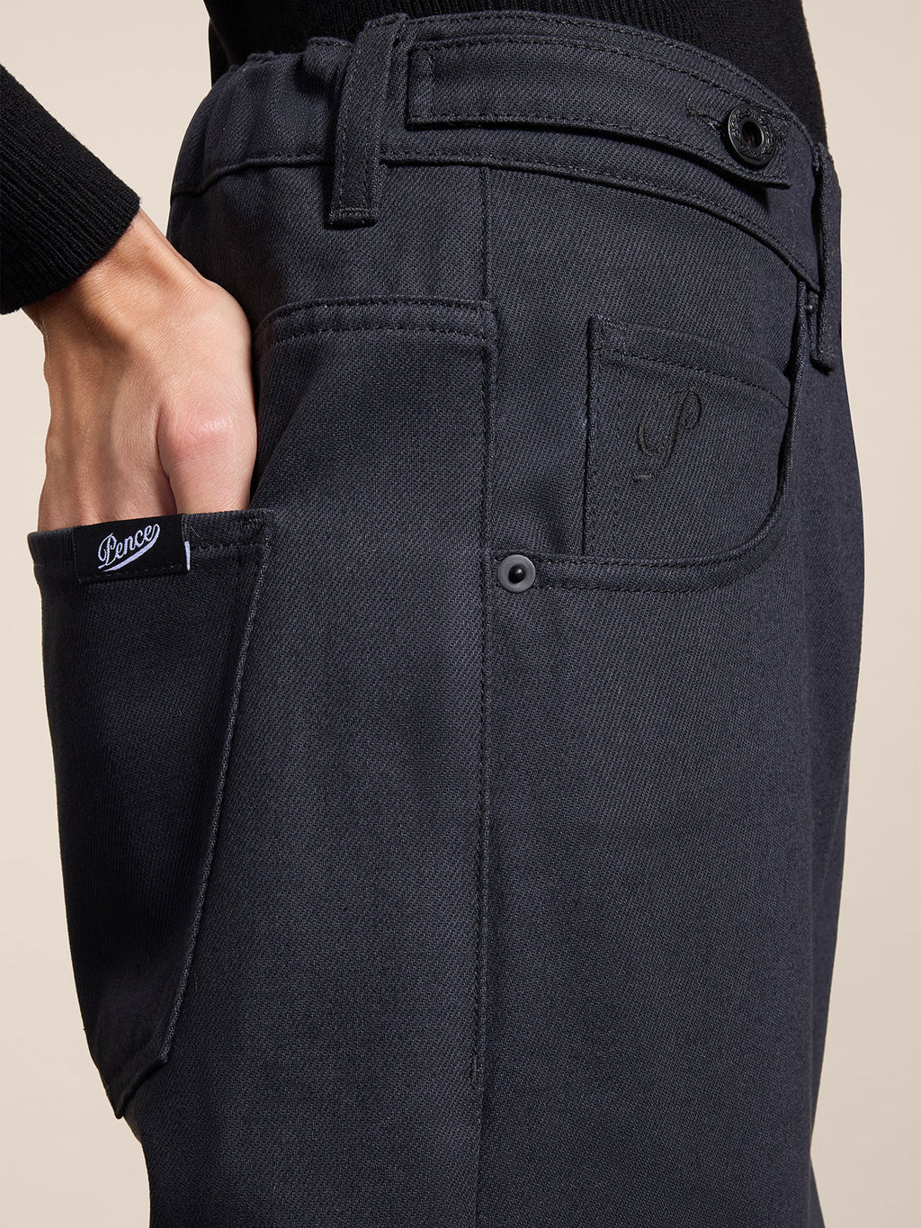 RELAXED FIT CARBON DENIM FIVE POCKET PANTS WITH ELASTIC WAISTBAND - CARBON - Check Active | Pence 1979