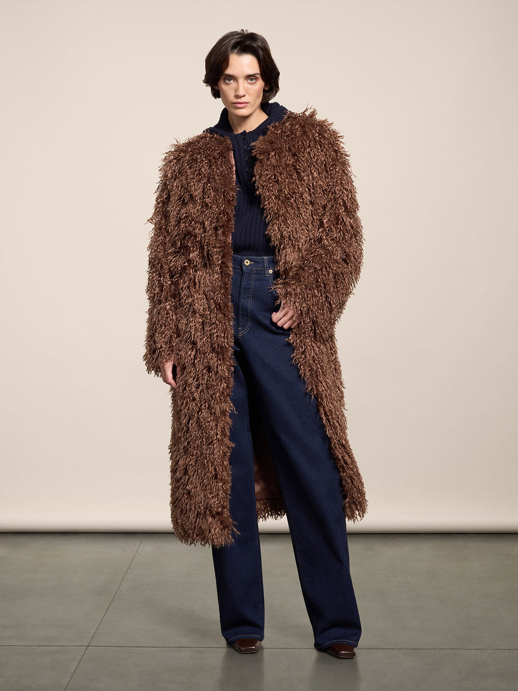 REGULAR FIT WOOD FAUX FUR ROUND NECK LINED COAT - WOOD - Check Active | Pence 1979