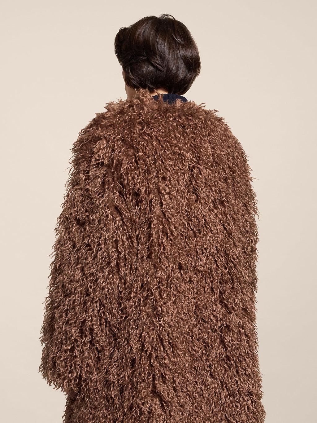 REGULAR FIT WOOD FAUX FUR ROUND NECK LINED COAT - WOOD - Check Active | Pence 1979