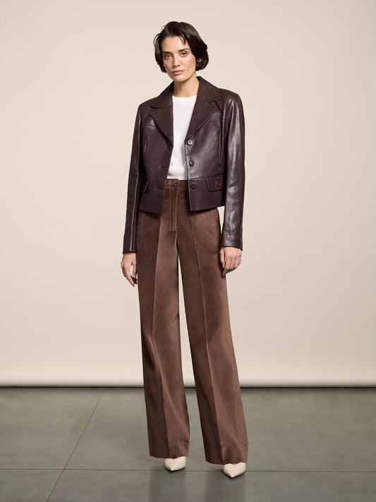 BLAZER CORTO MONOPETTO IN PELLE MOGANO CON REVERS A SPECCHIO SLIM FIT - MOGANO - Abbigliamento Donna | Pence 1979