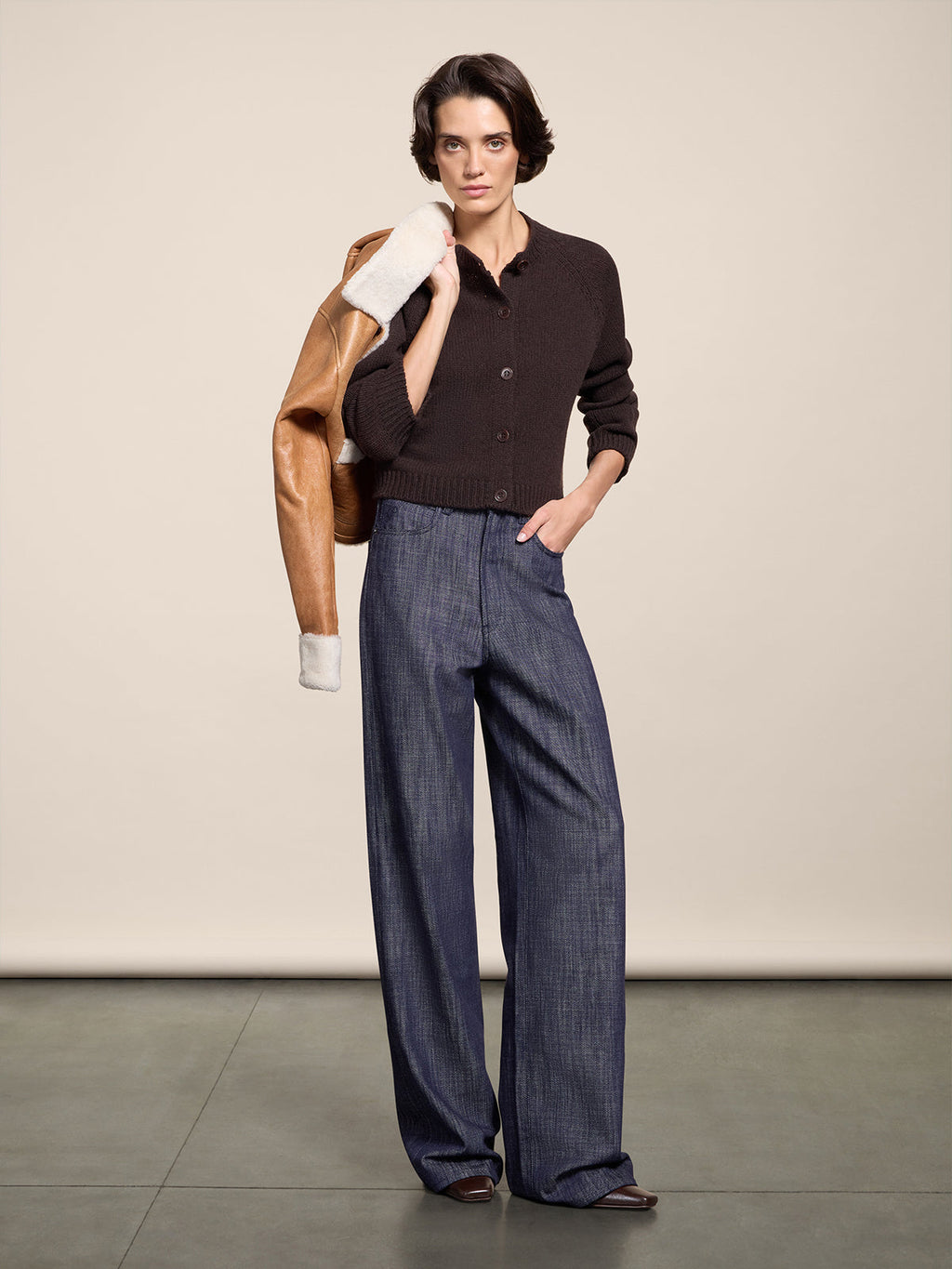 REGULAR FIT WOOL REW-NECK CARDIGAN WITH RAGLAN SLEEVES MAHOGANY - MAHOGANY - Check Active | Pence 1979
