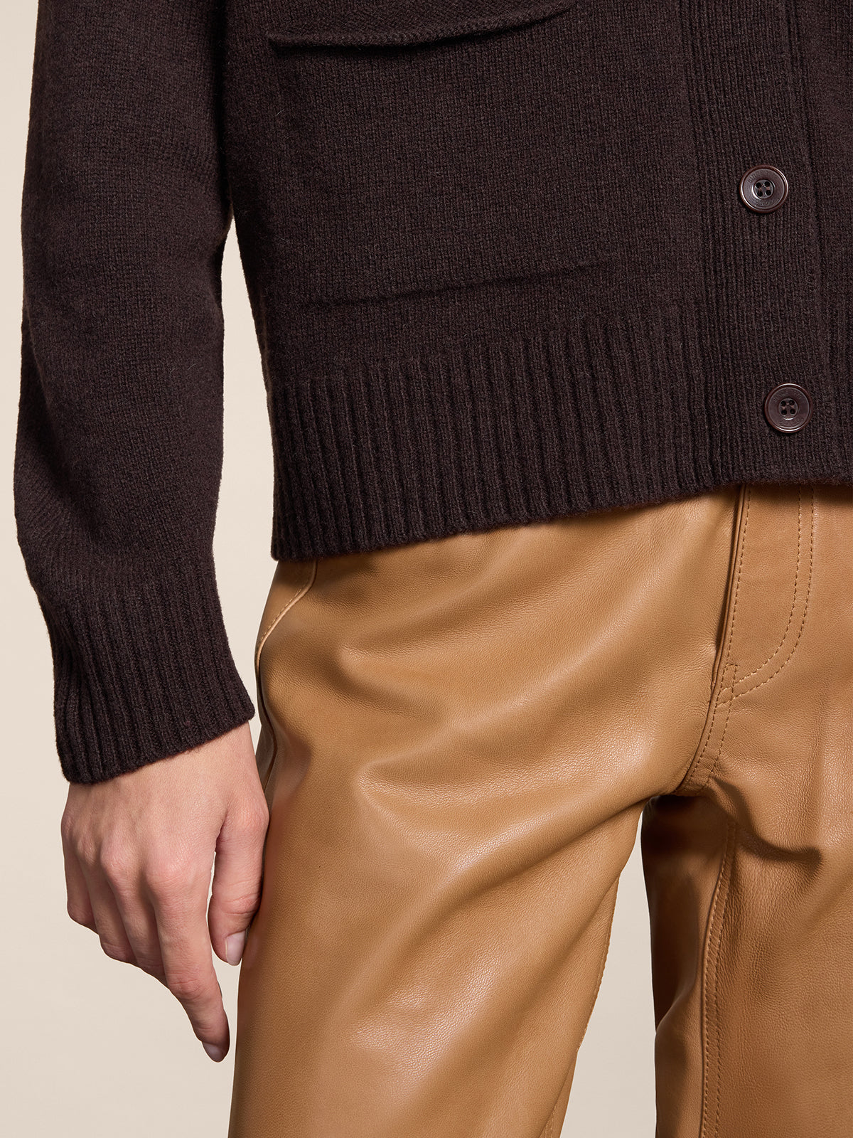 RELAXED FIT WOOL CARDIGAN MAHOGANY