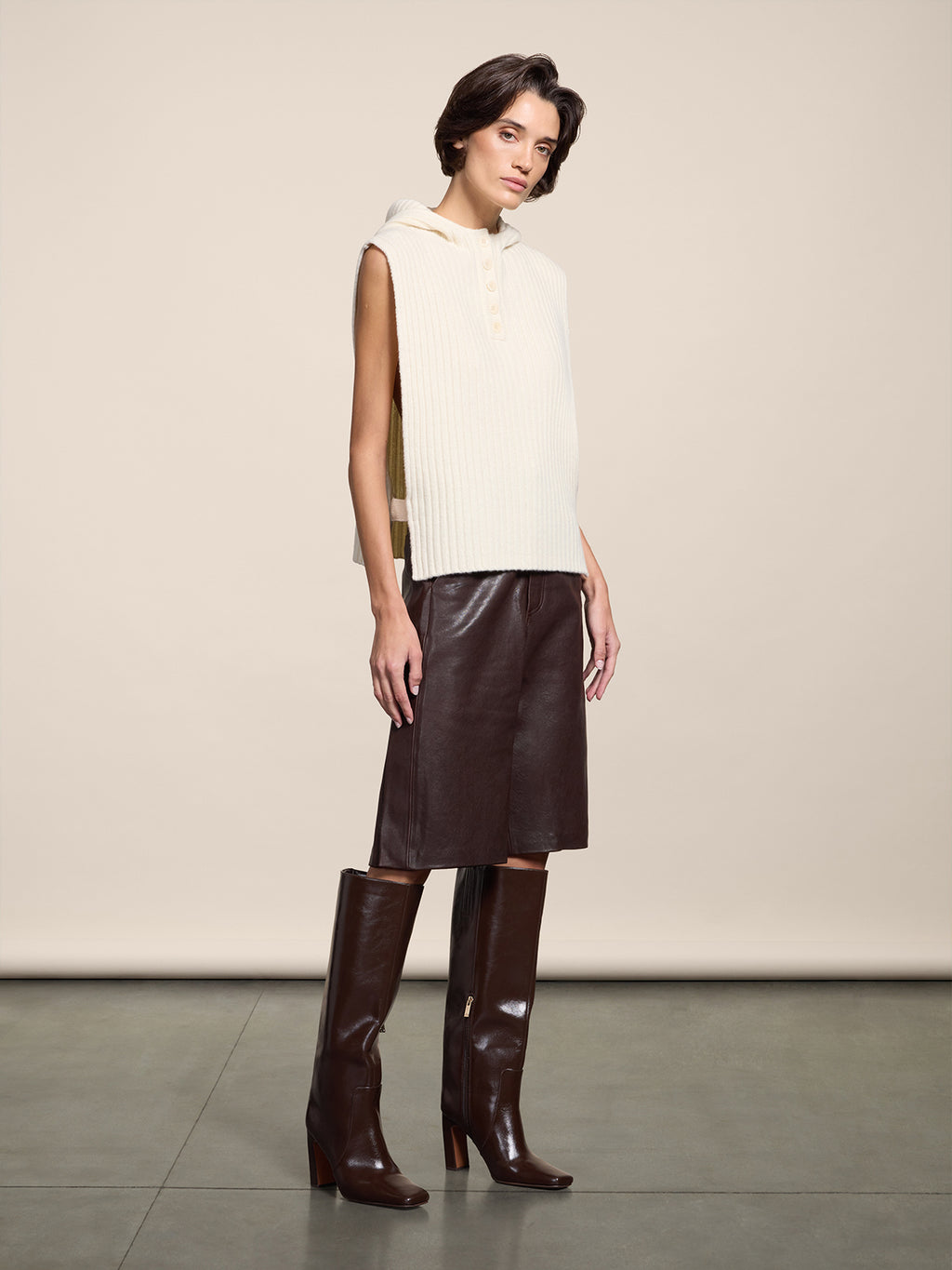 RIBBED WOOL HOODIE VEST NATURAL - NATURAL - Check Active | Pence 1979