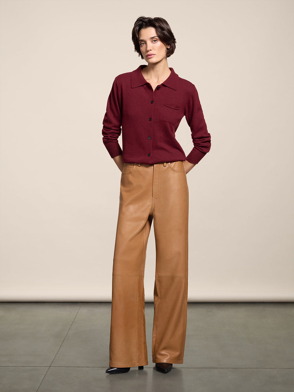 REGULAR FIT IN BORDEAUX WITH BUTTONS - BORDEAUX - Check Active | Pence 1979
